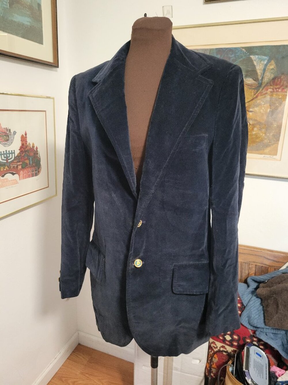 Men's 1970's Vintage Dark Blue Velvet Blazer